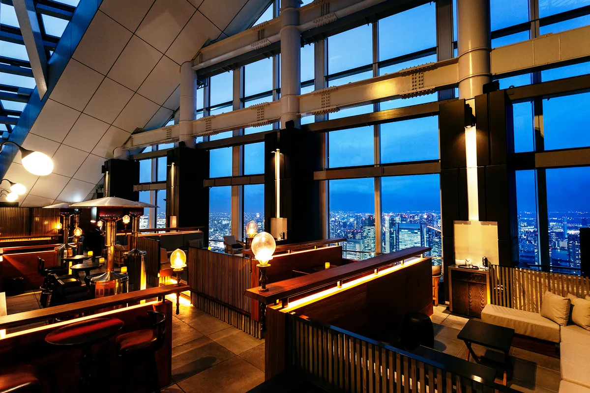 ルーフトップ バー